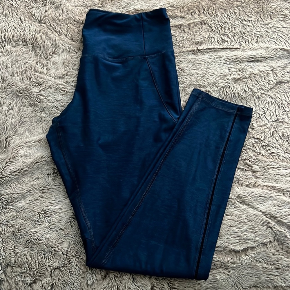 Navy blue leggings